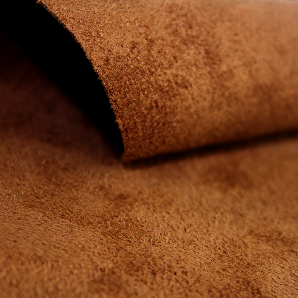 camurca-com-camurca-madeira